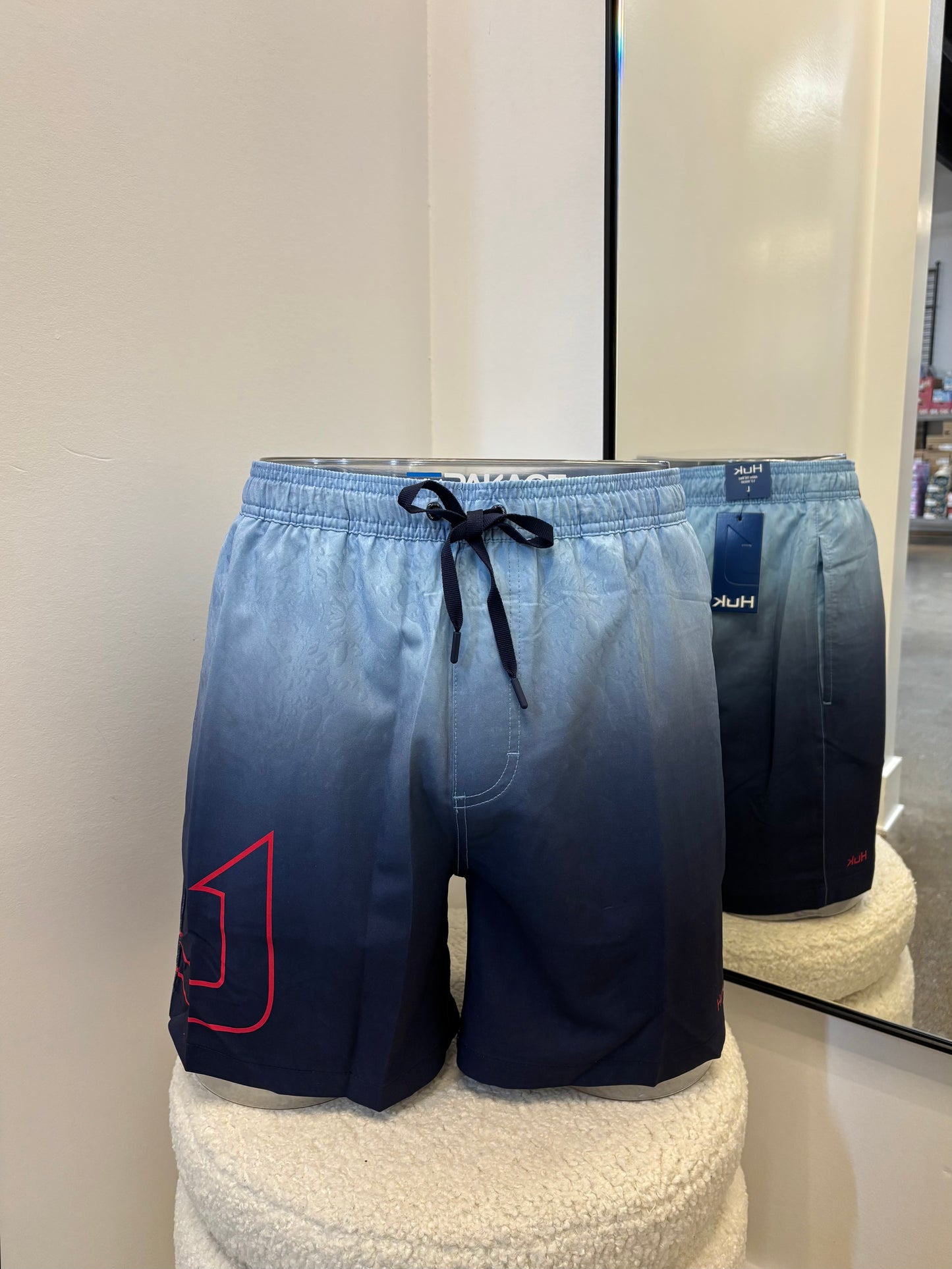 Pursuit Graphic Volley Short — Blue Water Ombre