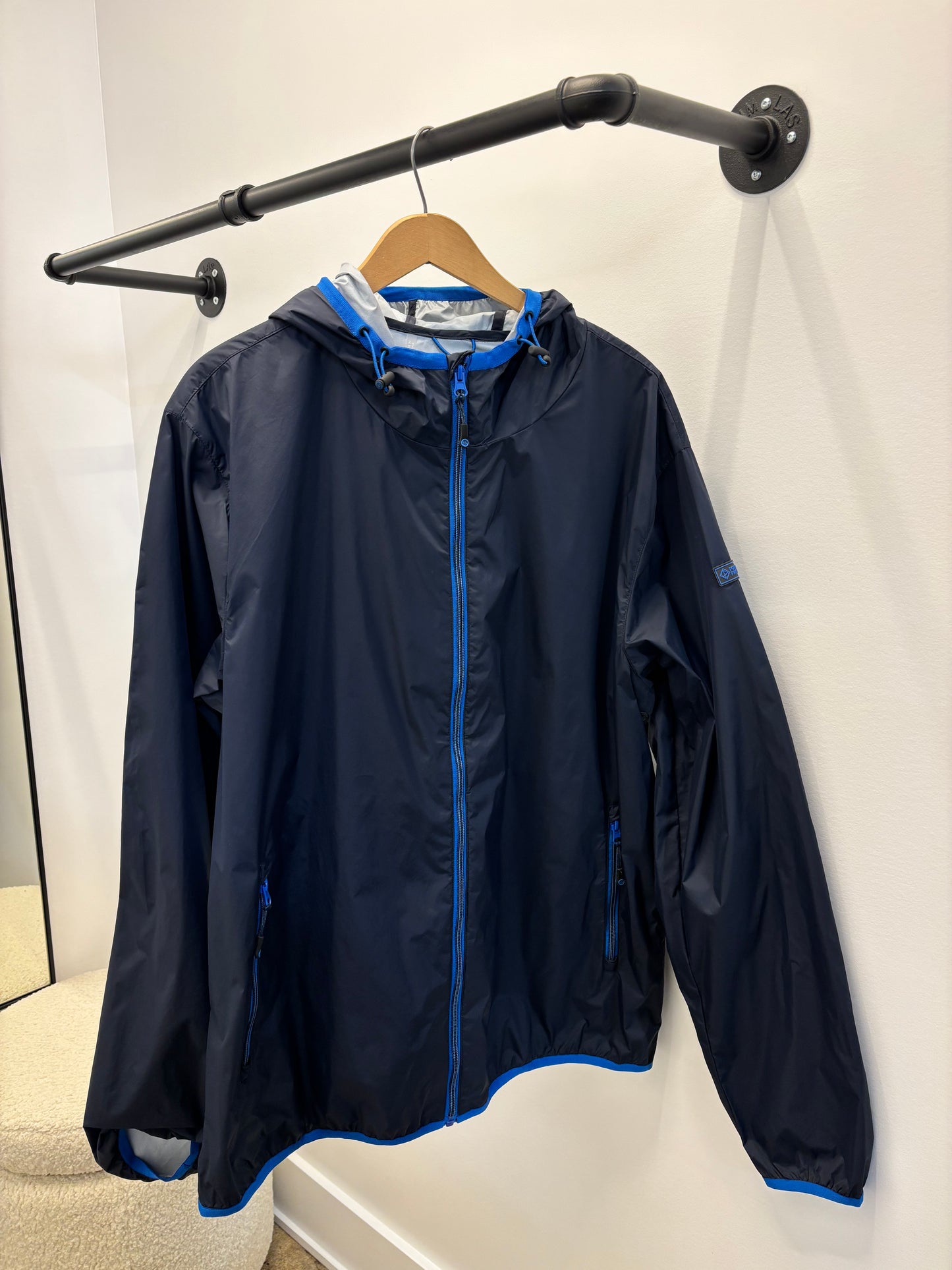 Wind Breaker — Navy