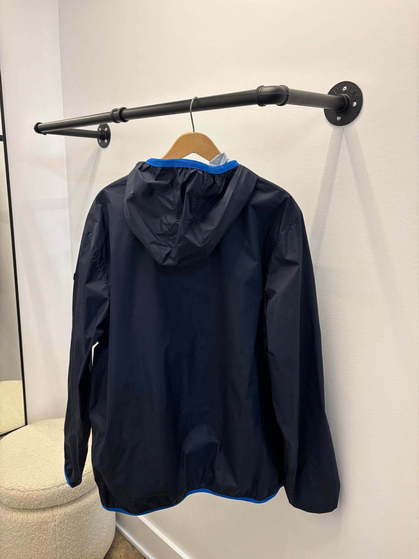 Wind Breaker — Navy