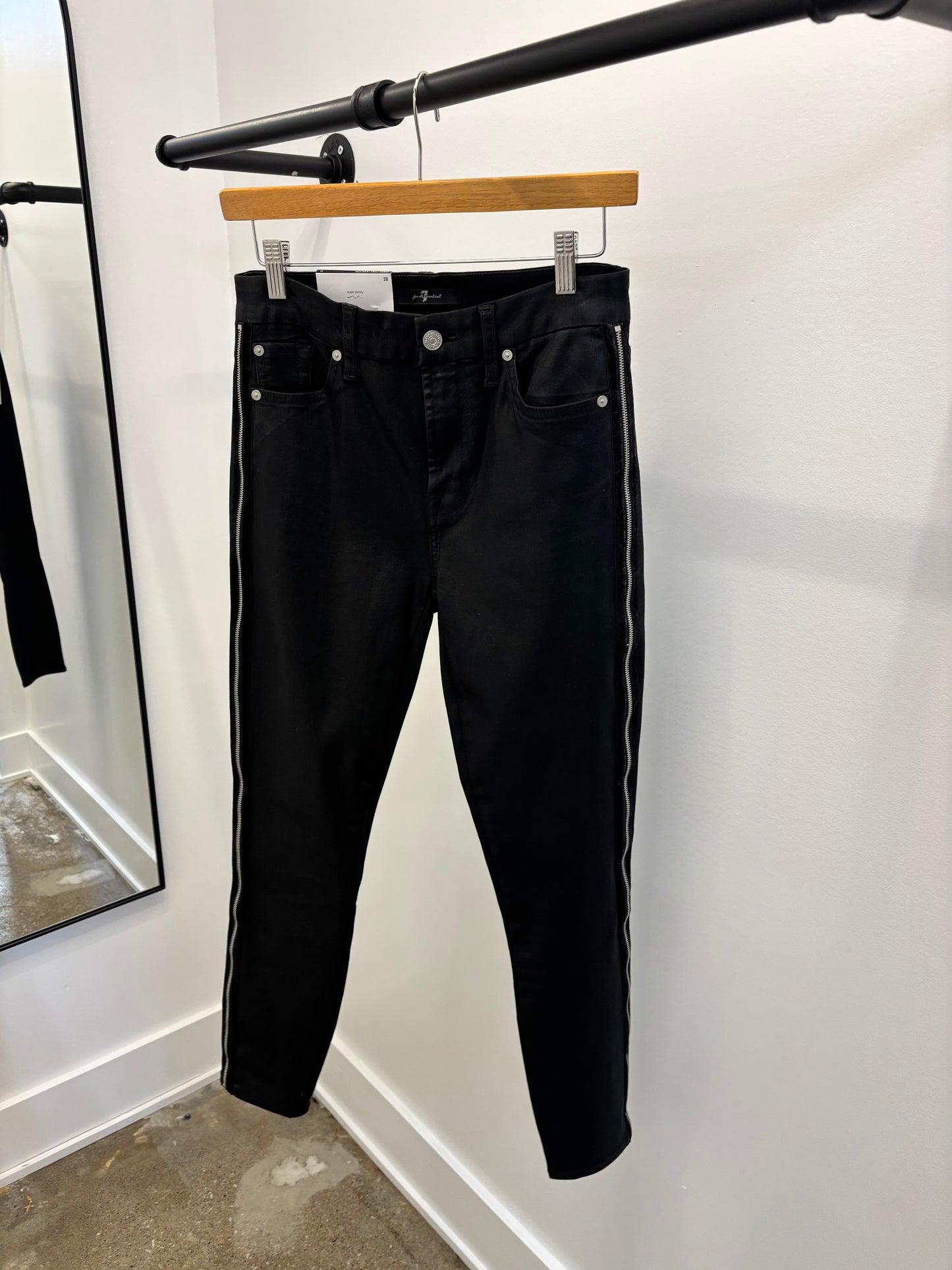 Black High Waist Ankle Skinny — Super Skinny