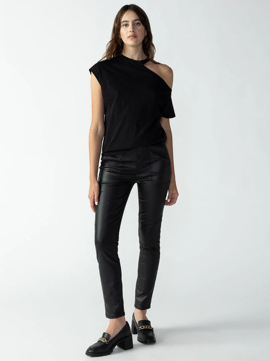 Hayden Skinny Pant — Black